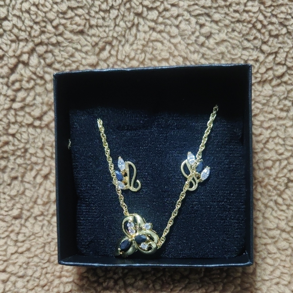 Elegant Gold & Silver Jewelry Set  NWOT